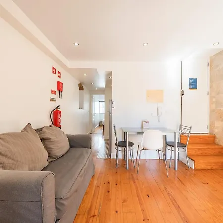 Appartement Guestready - Brilliant Flat Near S. Jorge Castle
