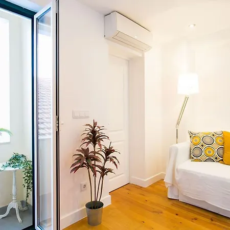 Guestready - Brilliant Flat Near S. Jorge Castle Апартаменти *