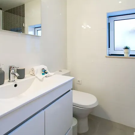 Guestready - Brilliant Flat Near S. Jorge Castle Апартаменти *