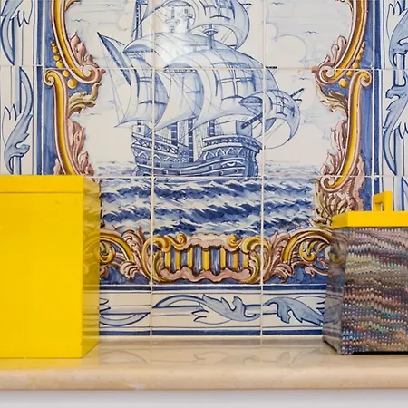 Apartment Joivy Cosy 1-bed Flat With Balcony In Alfama, Moments From The Port Lisbon